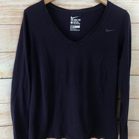 Nike Tops - Nike Womens Purple Long Sleeve V-Neck Large